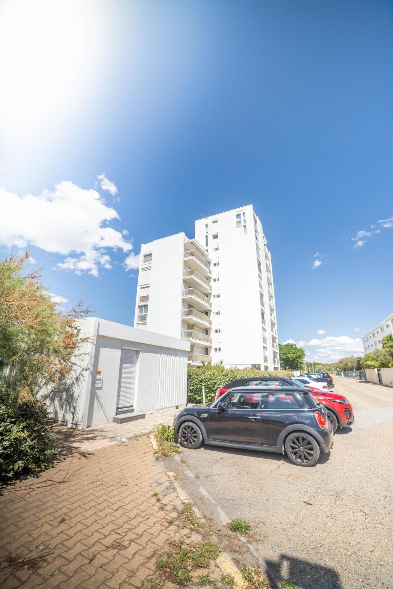 Le Calderini Appart - Face Plage Wifi Et Park Gratuit Calme - Resid Le Surcouf -Top Pros Servicesconciergerie La Grande Motte Екстер'єр фото
